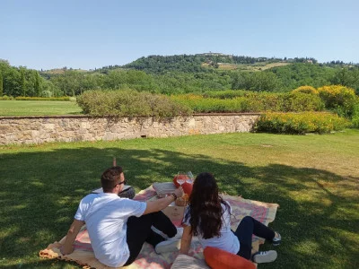 Thumbnail Picknick auf dem Castello di Radda im Chianti Classico
