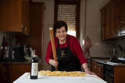 Thumbnail Cooking Class with Nonna Dima at Tiberini in Montepulciano