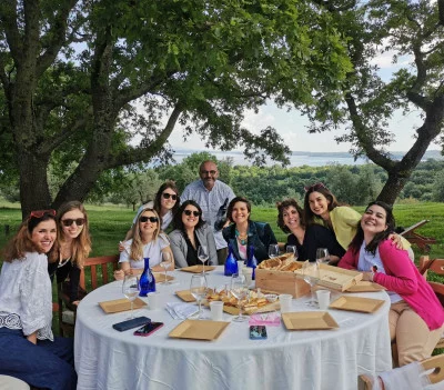 Thumbnail Cata de vinos "Bisentina", maridaje y visita a Villa Caviciana en el Lago de Bolsena